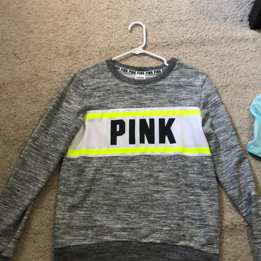 PINK crewneck!!